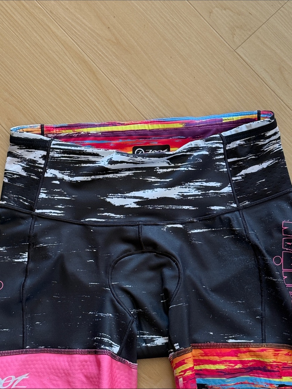 ZOOT LTD CYCLE 7" ISHORTS VIBRANT MULTI COLOR HIGH PERFORMANCE INDOOR OUTDOOR LG - Picture 2 of 12